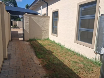 3 Bedroom Garden Flat